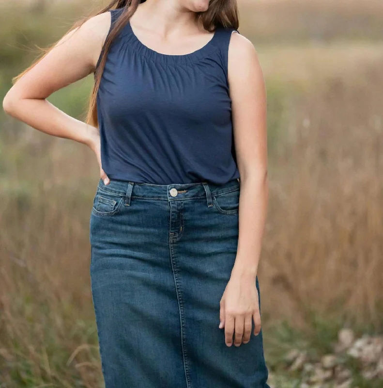 Pleated Neck Tank In NavyHigh-visibility vest